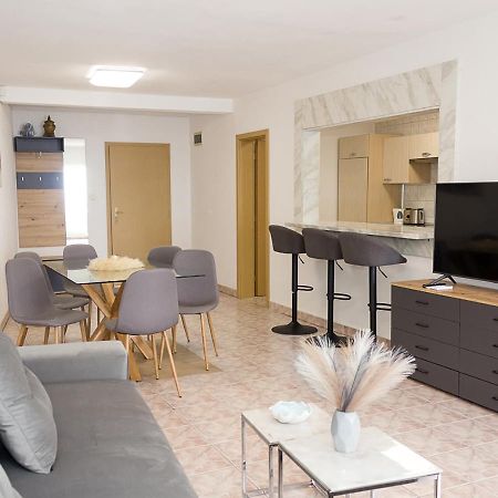 Two Identical Designer 2Bd Flats With Sea View In Balchik By Flat Mаnager Appartement Buitenkant foto