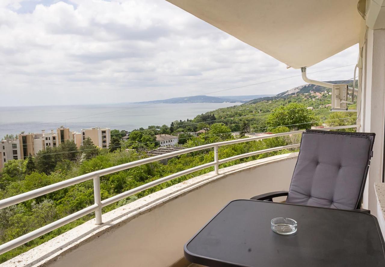 Two Identical Designer 2Bd Flats With Sea View In Balchik By Flat Mаnager Appartement Buitenkant foto